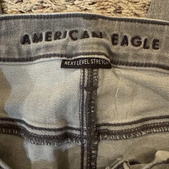 American Eagle Womens 6 Super High Rise Jeggings Distressed Next Level Stretch - Picture 4 of 14